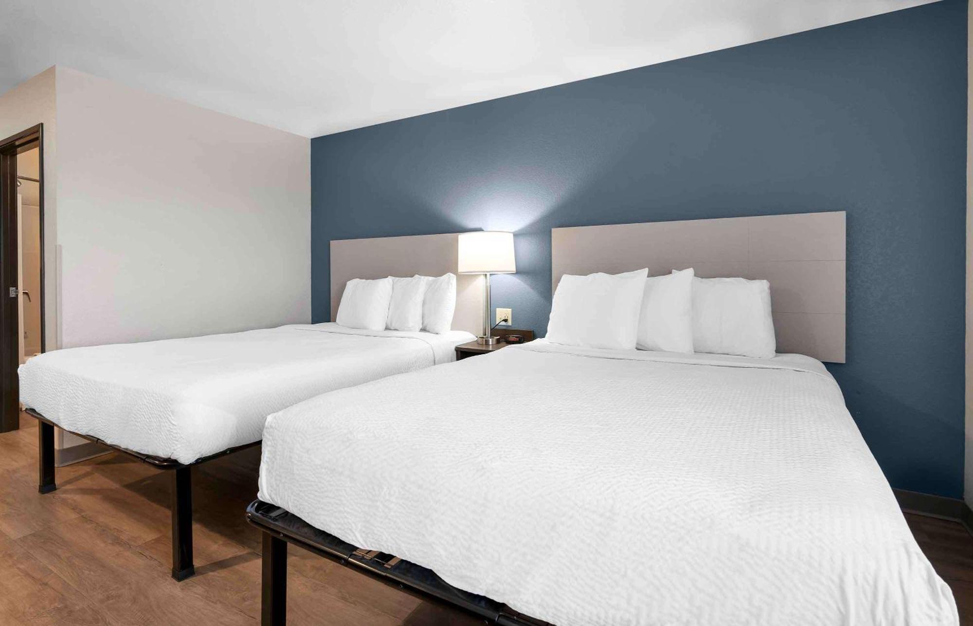 Extended Stay America Select Suites - Louisville - Airport Екстер'єр фото