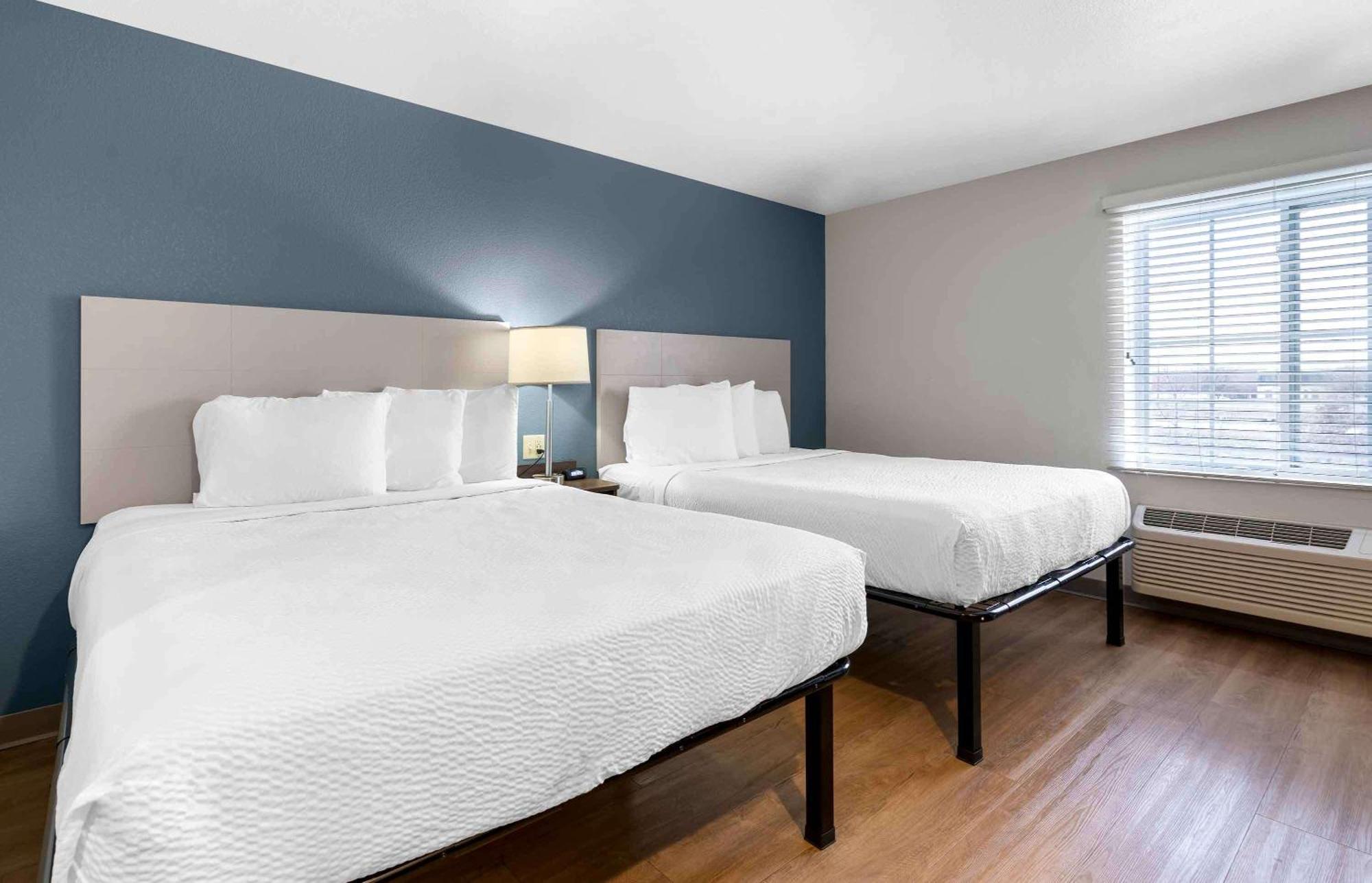 Extended Stay America Select Suites - Louisville - Airport Екстер'єр фото
